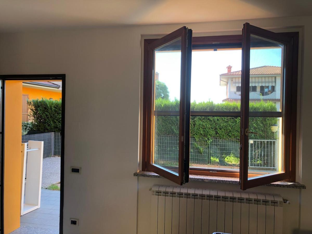 Trilocale In Villetta Piano Terra Indipendente Osio Sotto Luaran gambar